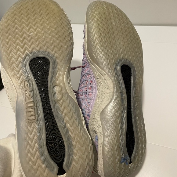 Nike Brand Cosmic Unity Multicolor Purple Violet Haze Black Men's size 10.5 - Picture 4 of 7